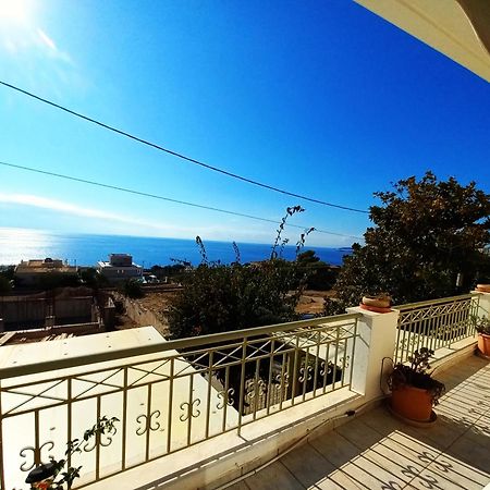 Villa "Eva" - Entire Beachfront Holiday Home - 4S Agia Marina  Bagian luar foto