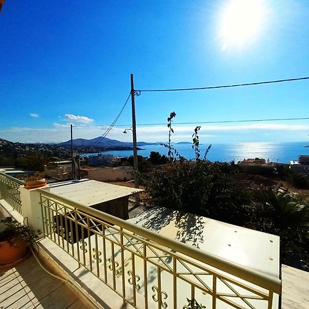 Villa "Eva" - Entire Beachfront Holiday Home - 4S Agia Marina  Bagian luar foto