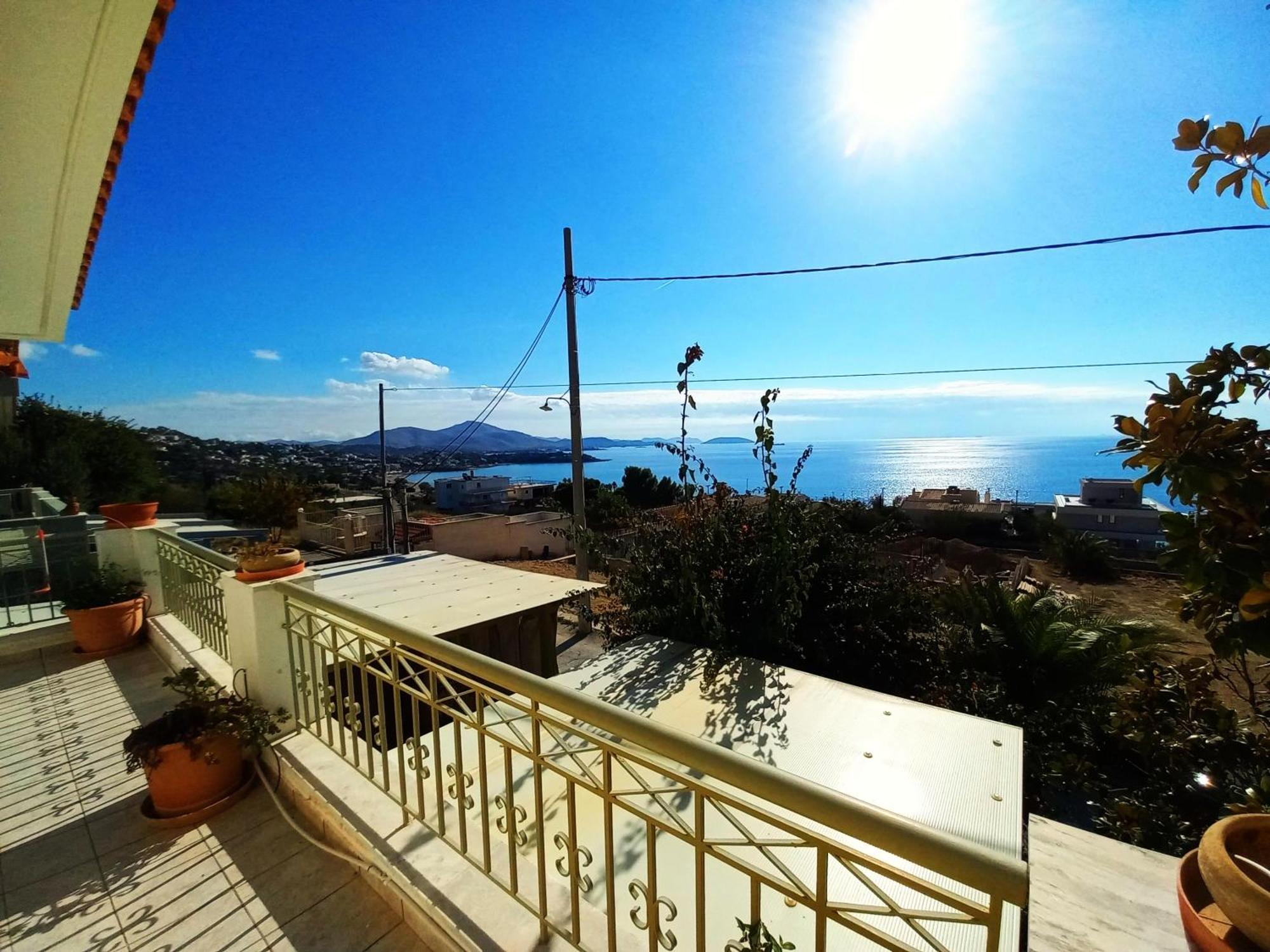 Villa "Eva" - Entire Beachfront Holiday Home - 4S Agia Marina  Bagian luar foto