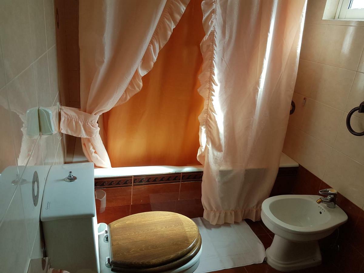 Villa "Eva" - Entire Beachfront Holiday Home - 4S Agia Marina  Bagian luar foto